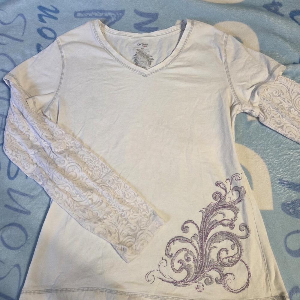2000s White Long Sleeve Shirt
